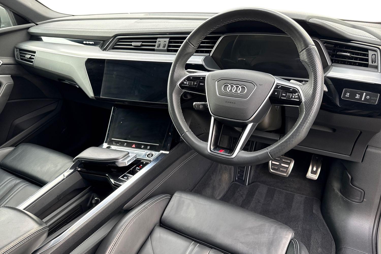 Used Audi Q8 2023 for sale - 78197698: Photo 14