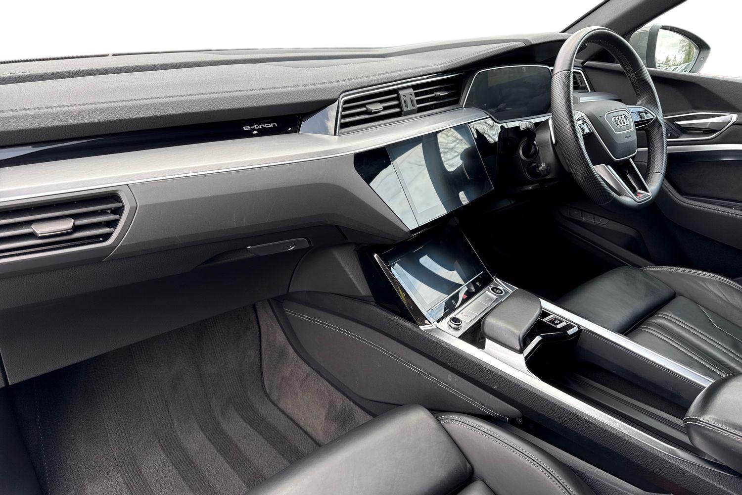 Used Audi Q8 2023 for sale - 78197698: Photo 15