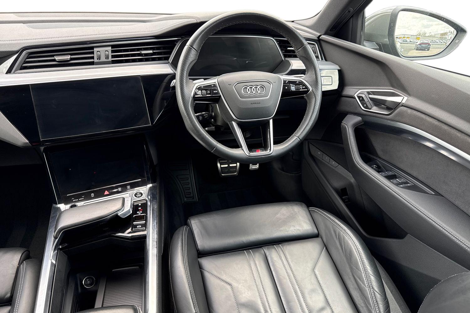 Used Audi Q8 2023 for sale - 78197698: Photo 18