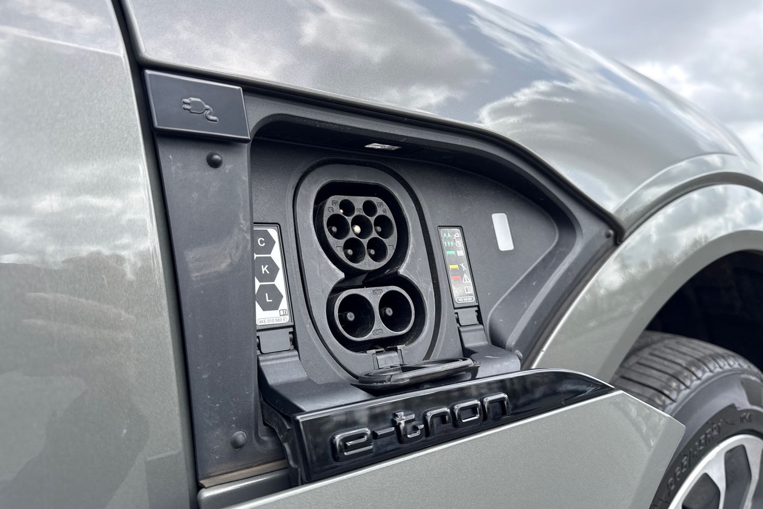 Used Audi Q8 2023 for sale - 78197698: Photo 32