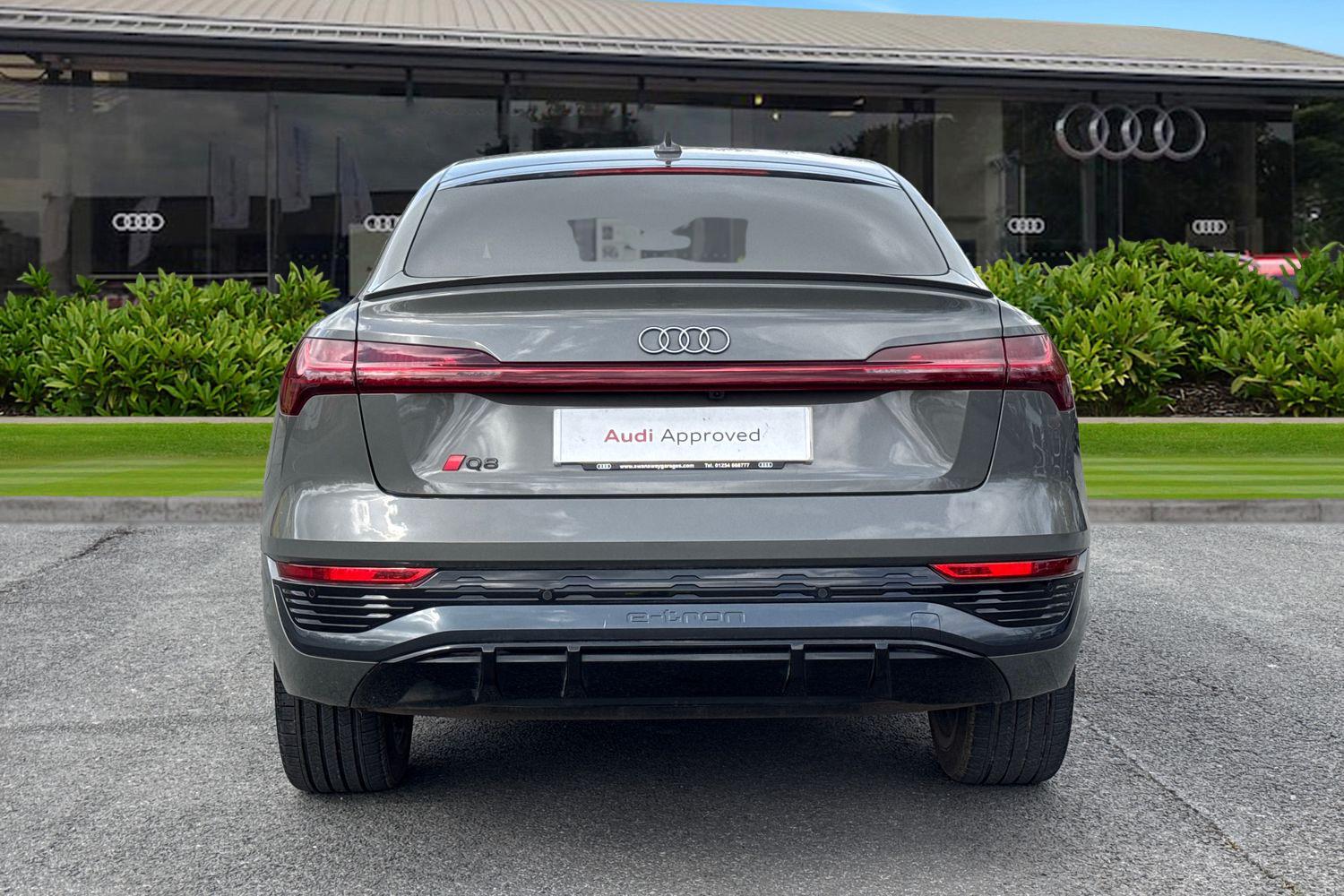 Used Audi Q8 2023 for sale - 78197698: Photo 4