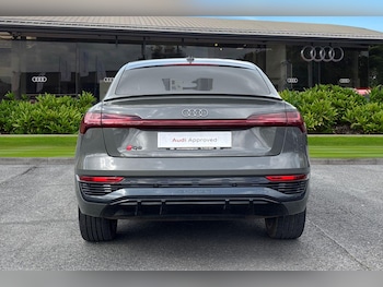 Used Audi Q8 2023 for sale - 78197698: Photo