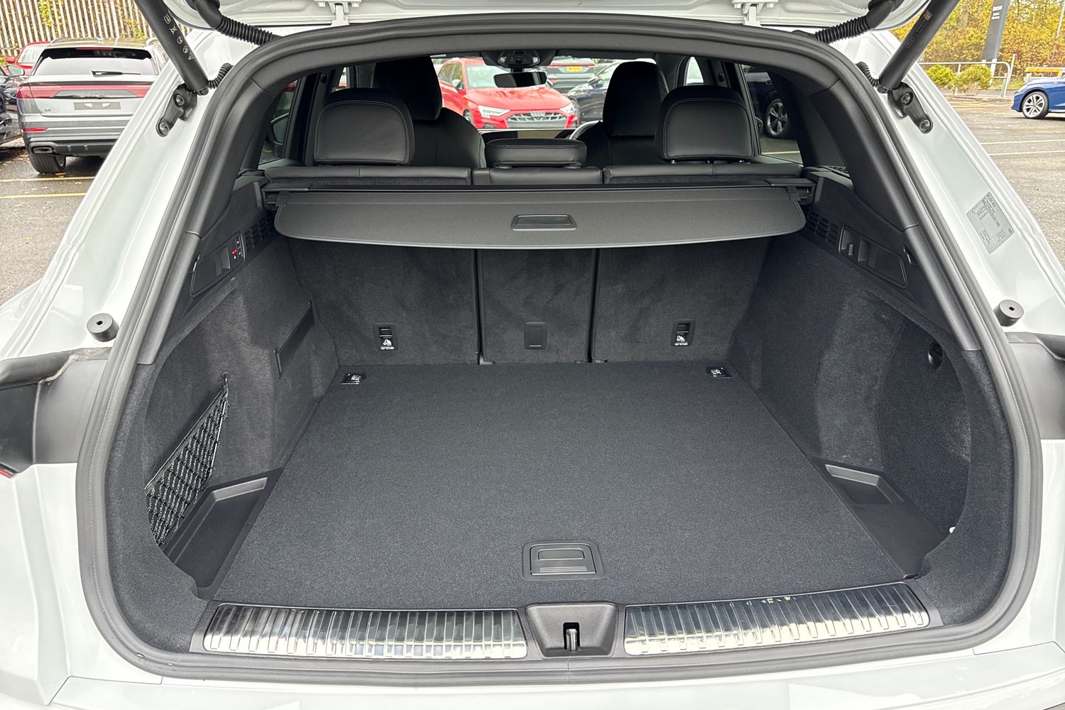 Used Audi SQ5 2025 for sale - 76438867: Photo 9