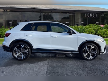 Used Audi Q3 2025 for sale - 76351975: Photo