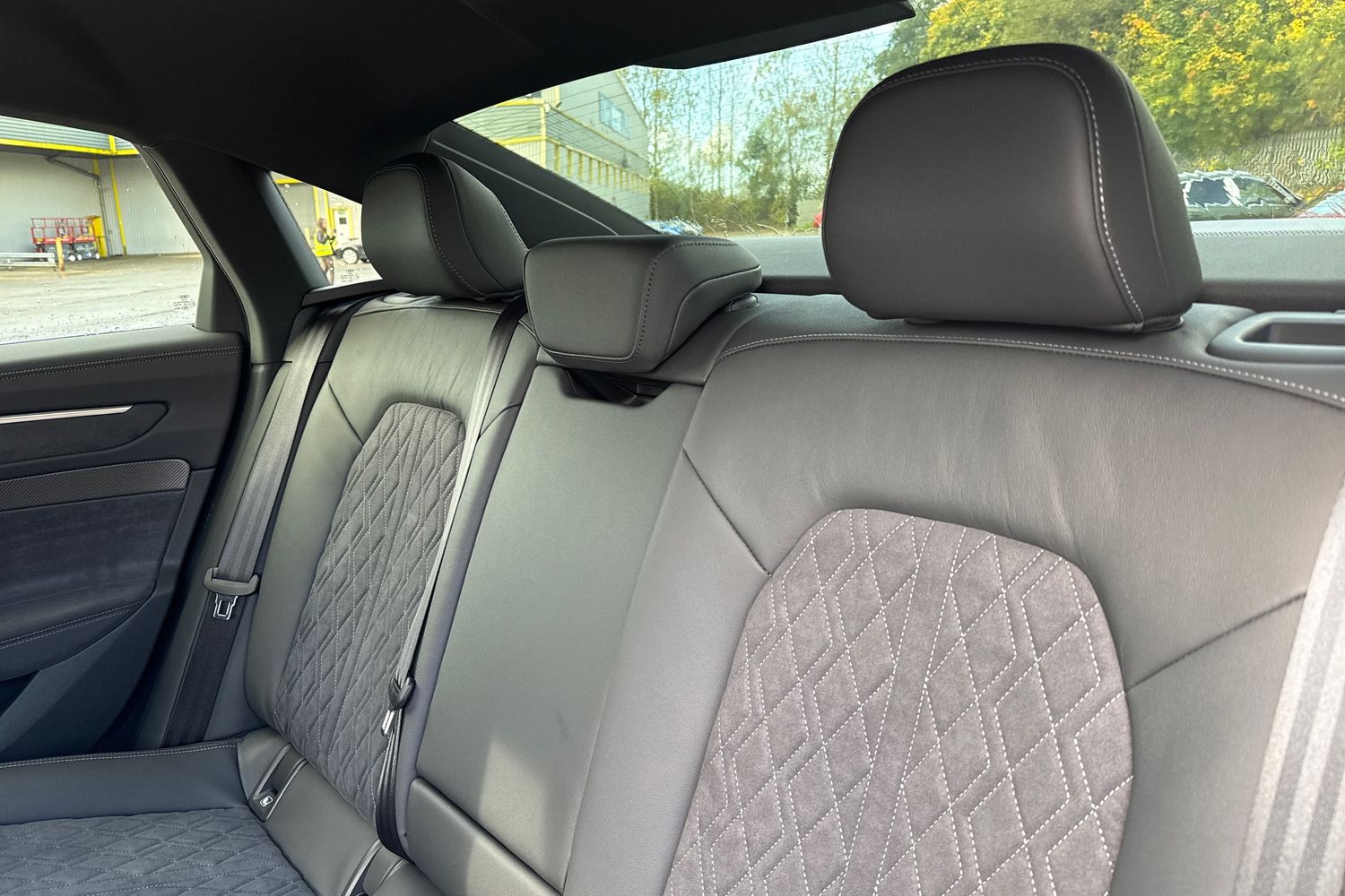 Used Audi A6 Saloon 2025 for sale - 76346452: Photo 18
