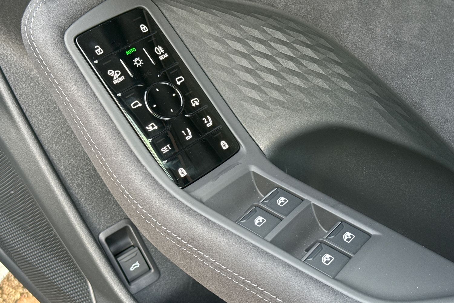 Used Audi A6 Saloon 2025 for sale - 76346452: Photo 27