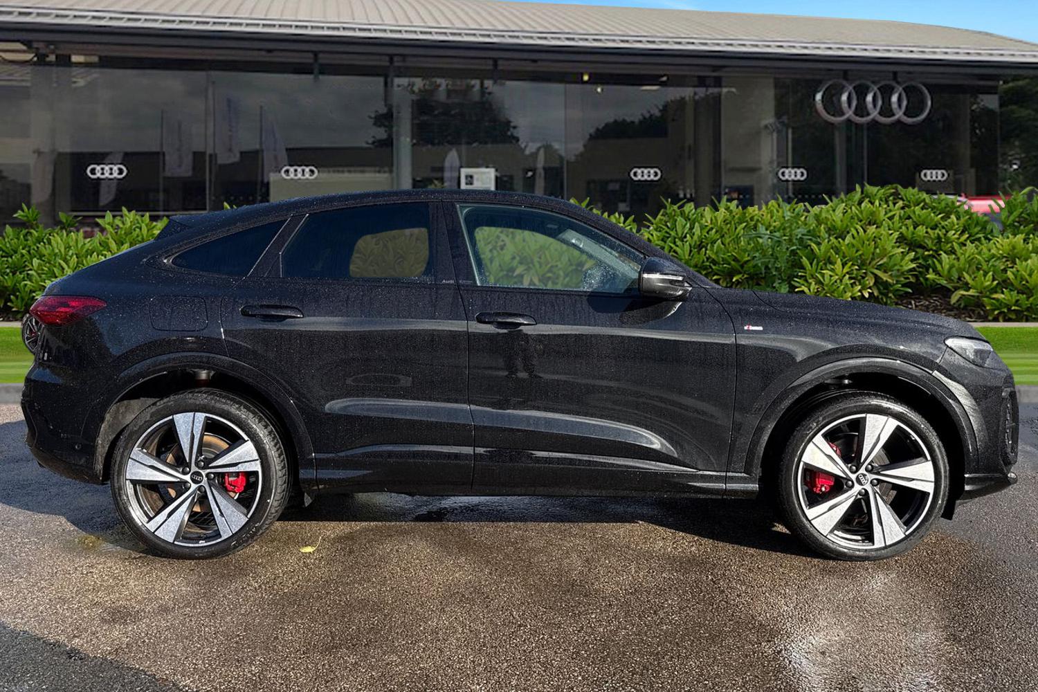 Used Audi Q5 2025 for sale - 76320440: Photo 3