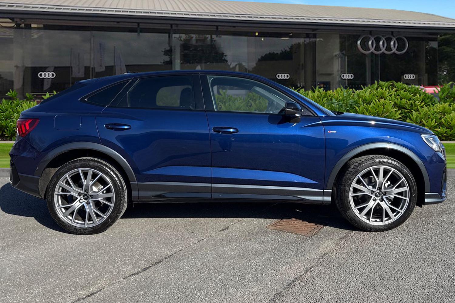 Used Audi Q3 2025 for sale - 77742083: Photo 3