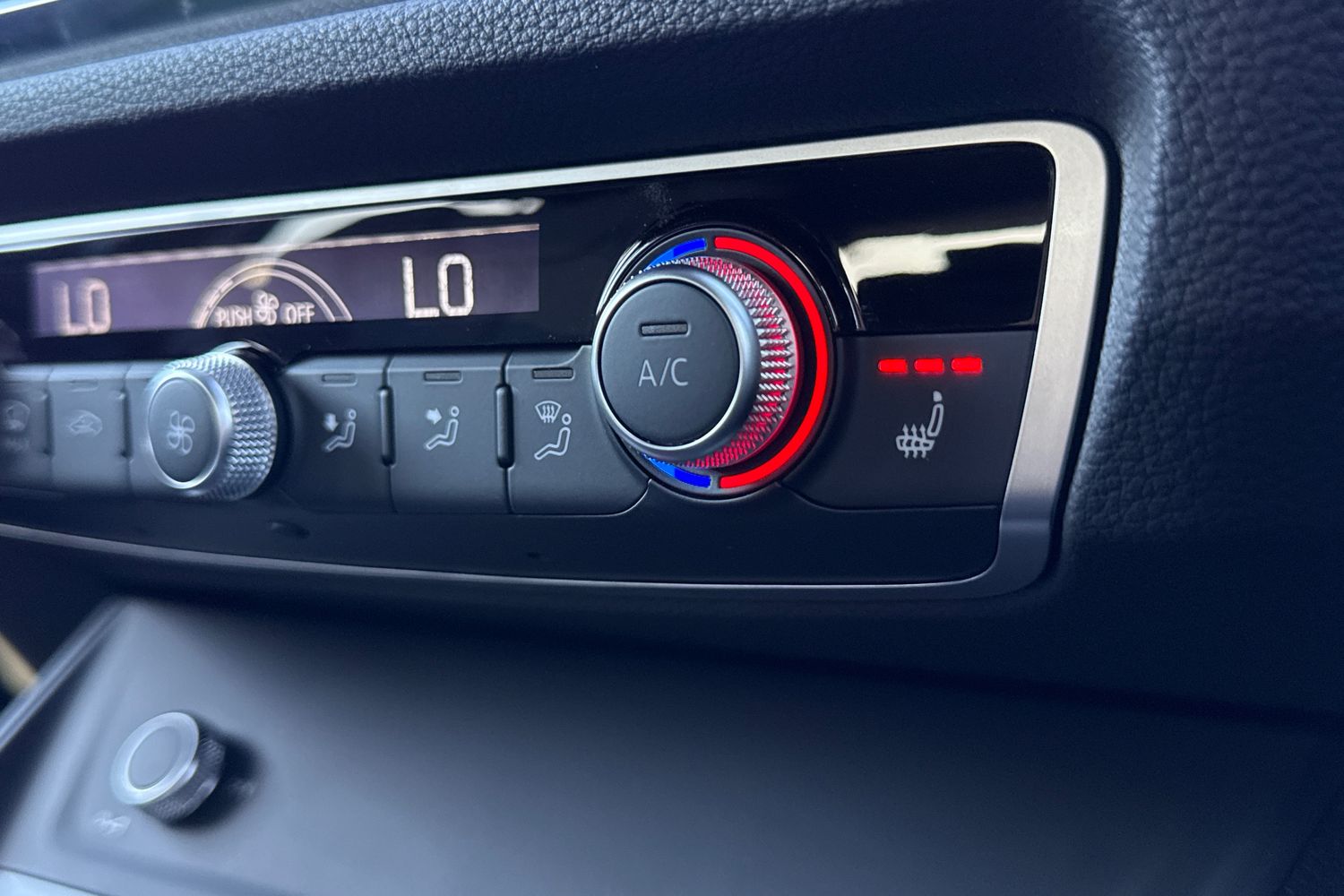 Used Audi Q3 2025 for sale - 77742083: Photo 34