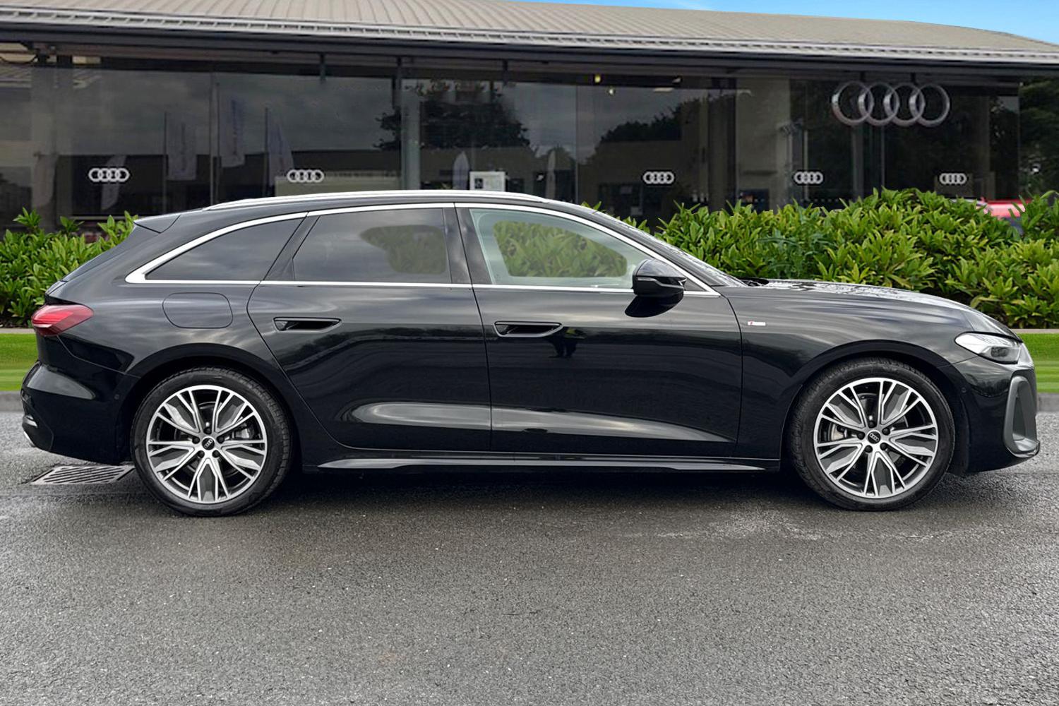 Used Audi A5 2025 for sale - 77407462: Photo 3