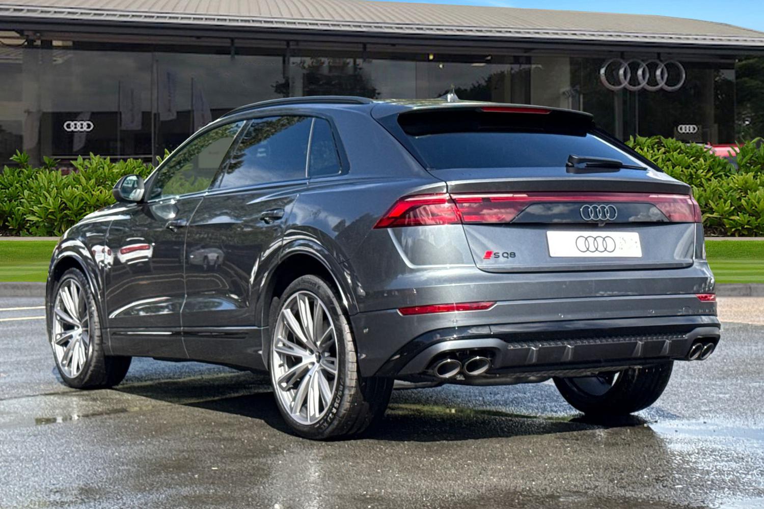 Used Audi SQ8 2025 for sale - 76351991: Photo 2