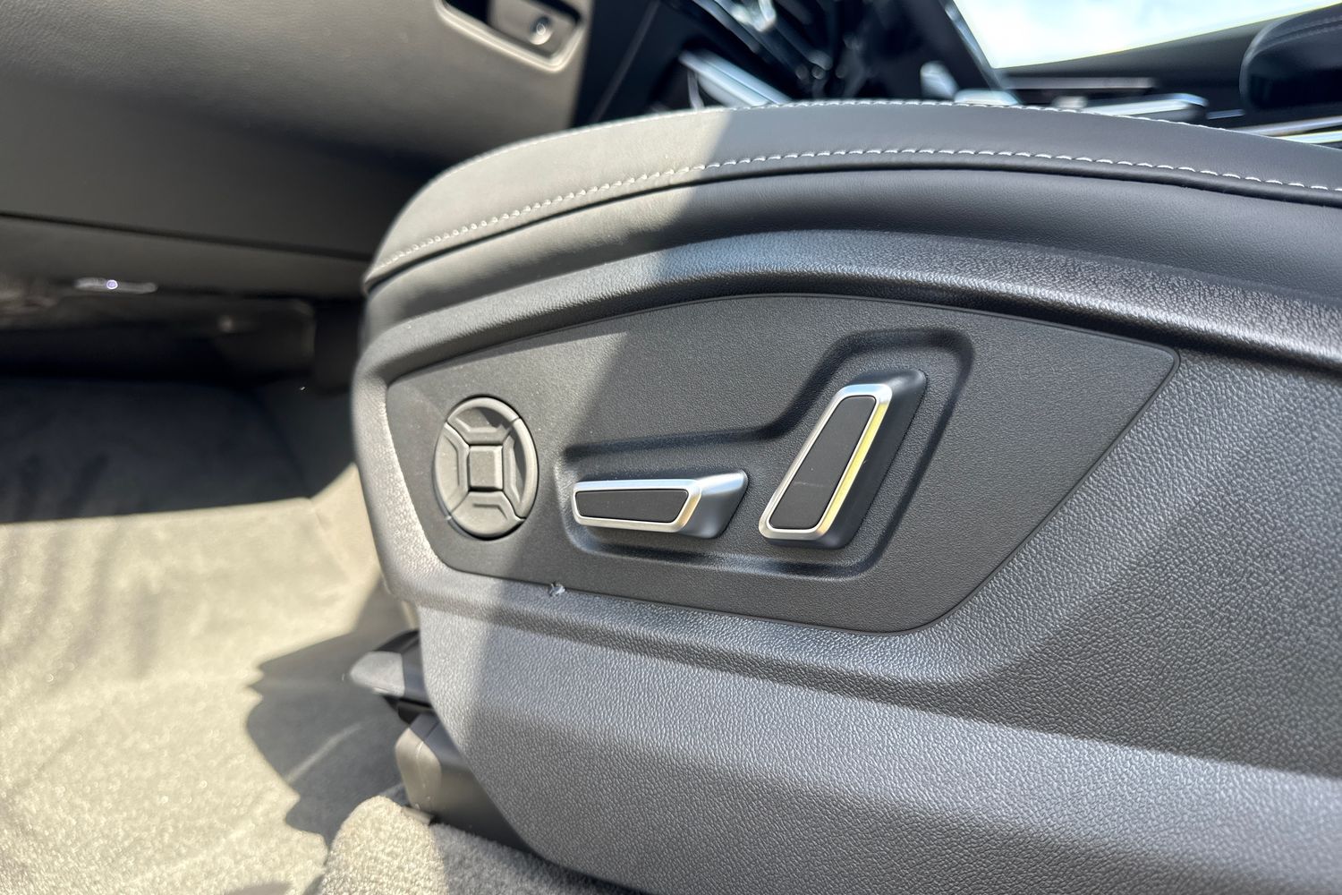 Used Audi SQ8 2025 for sale - 76351991: Photo 40