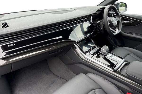 Used Audi Q8 2025 for sale - 75026634: Photo 14