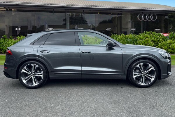 Used Audi Q8 2025 for sale - 75026634: Photo 3