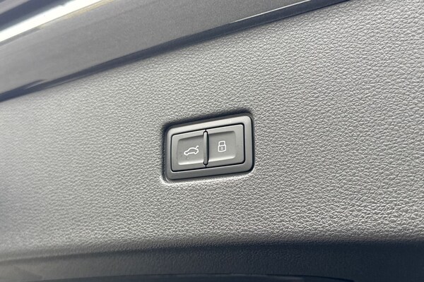 Used Audi Q8 2025 for sale - 75026634: Photo 41
