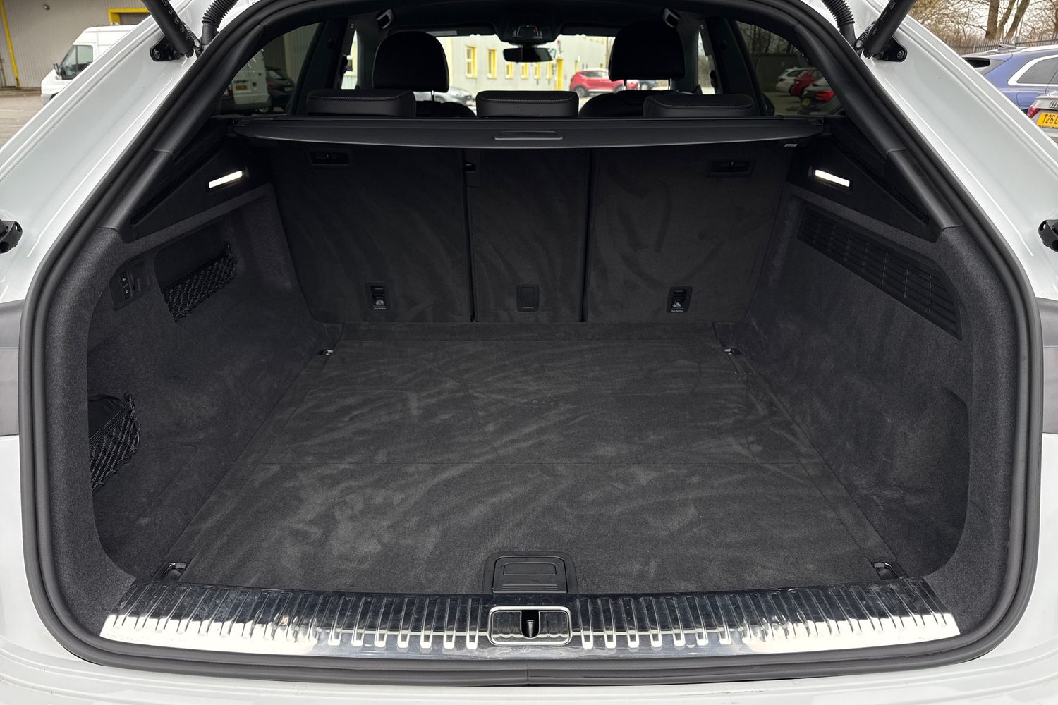 Used Audi Q8 2023 for sale - 77680161: Photo 7