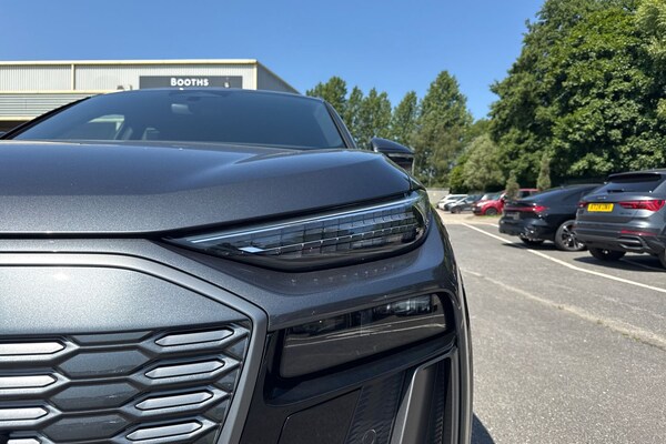 Used Audi Q6 e-tron 2025 for sale - 75785595: Photo 28