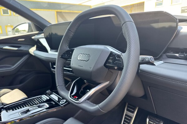 Used Audi Q6 e-tron 2025 for sale - 75785595: Photo 52