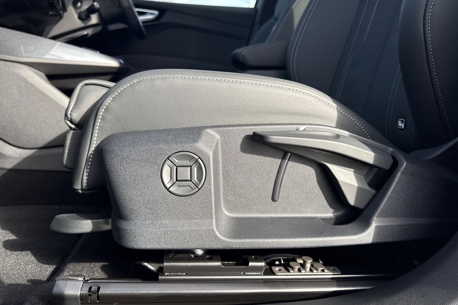 Used Audi Q4 e-tron 2026 for sale - 77477168: Photo 42