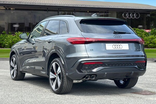 Used Audi Q5 2025 for sale - 75026660: Photo 2