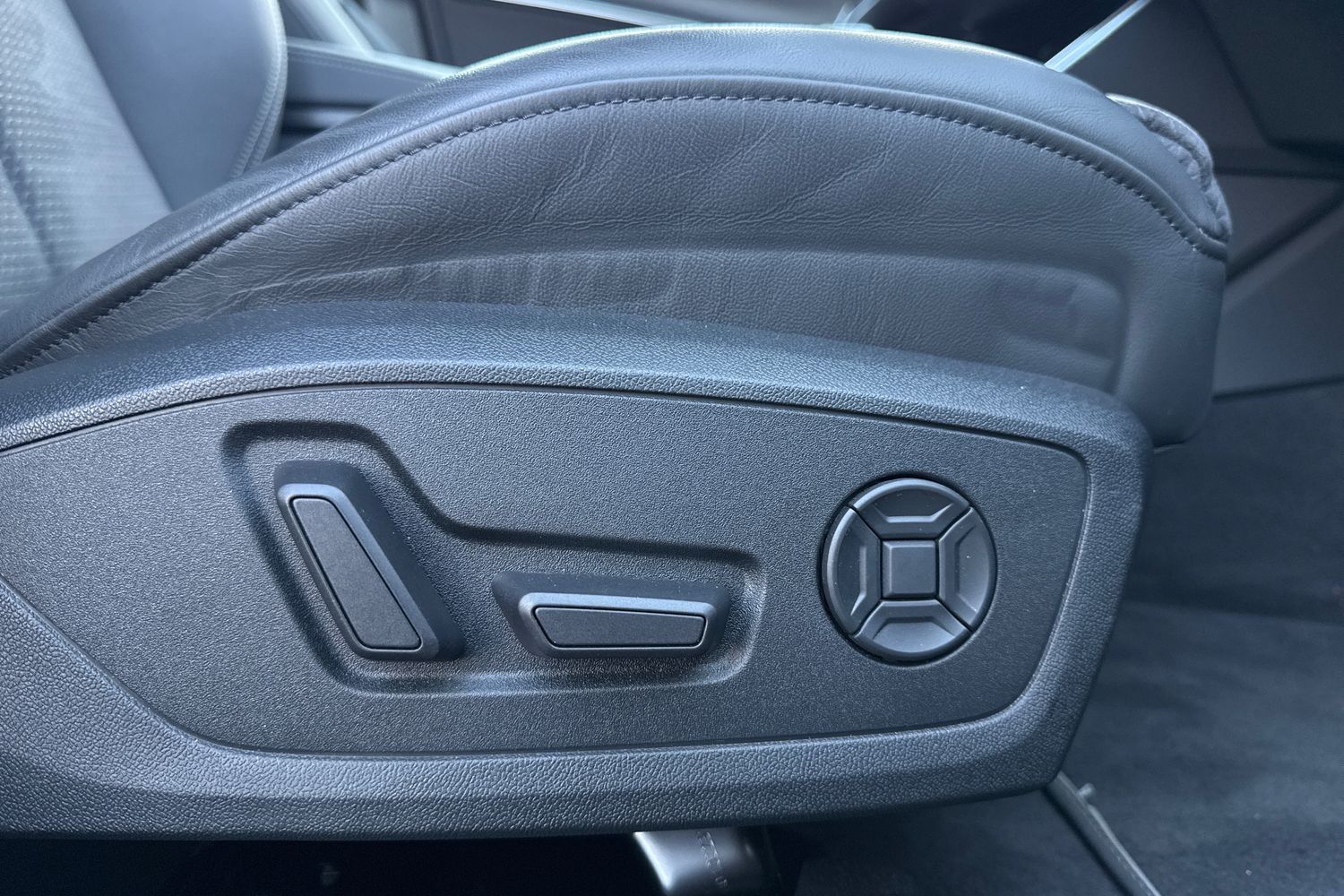 Used Audi A6 Saloon 2023 for sale - 76636889: Photo 33