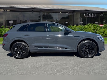 Used Audi Q8 e-tron 2023 for sale - 78454308: Photo