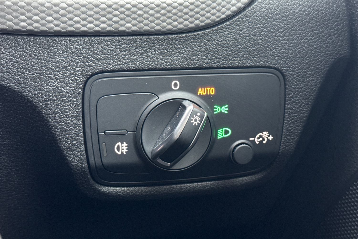 Used Audi Q2 2023 for sale - 77334240: Photo 43