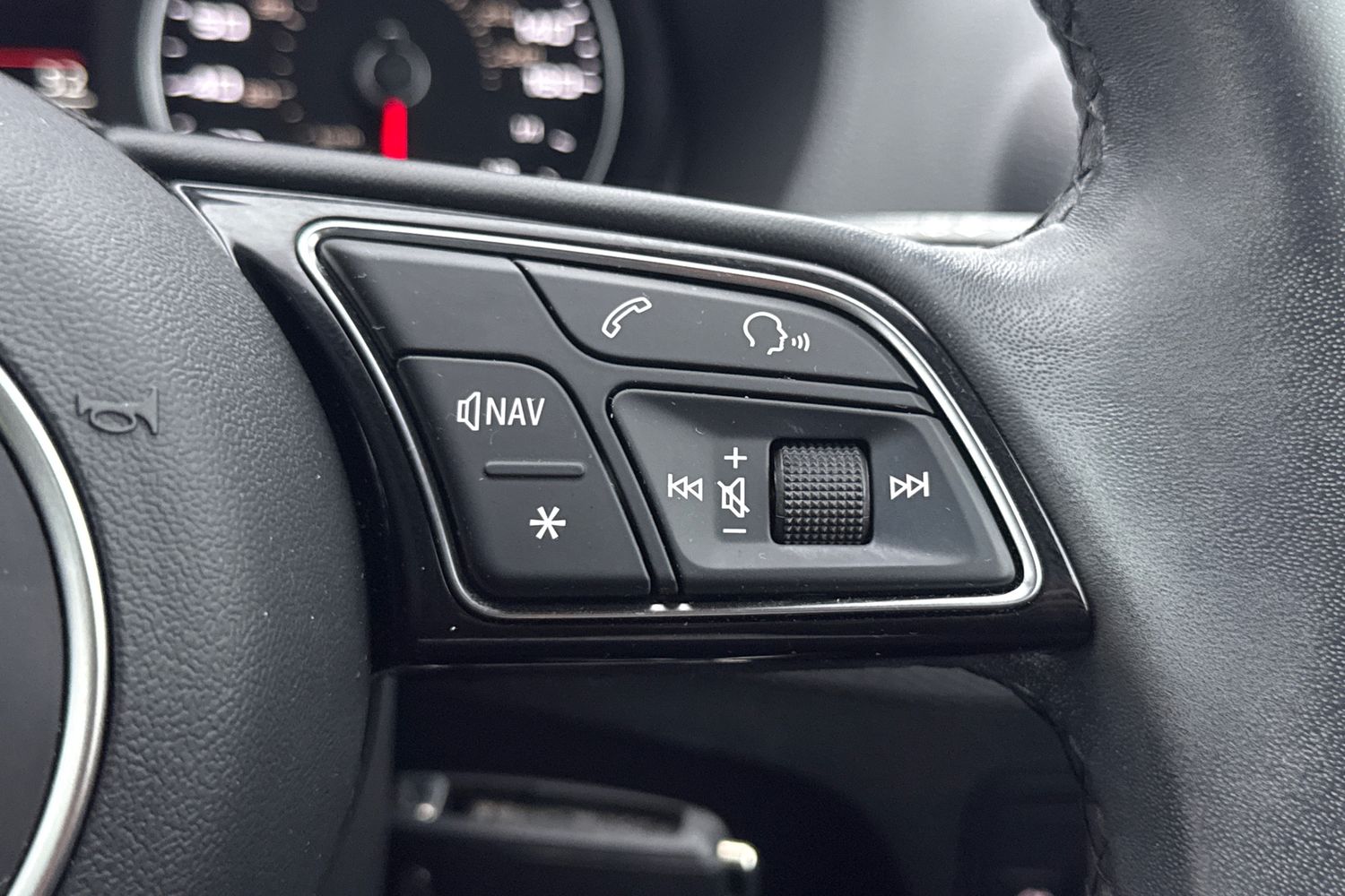 Used Audi Q2 2023 for sale - 77334240: Photo 46