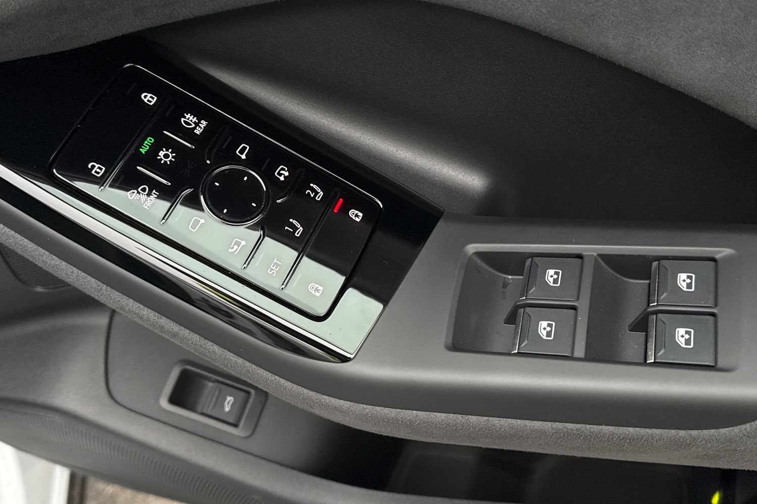 Used Audi Q6 e-tron 2025 for sale - 77458797: Photo 21