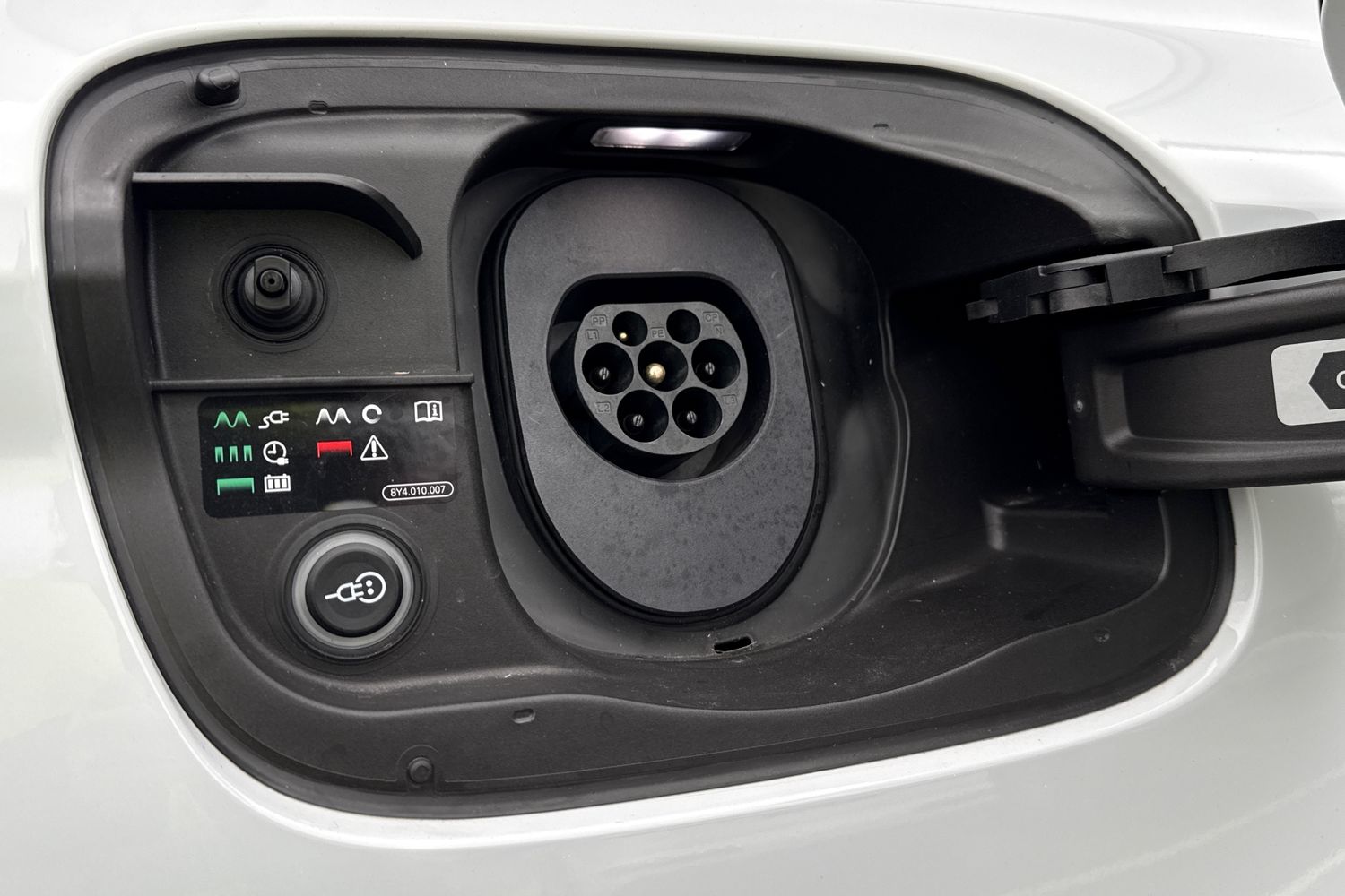 Used Audi Q6 e-tron 2025 for sale - 77458797: Photo 31