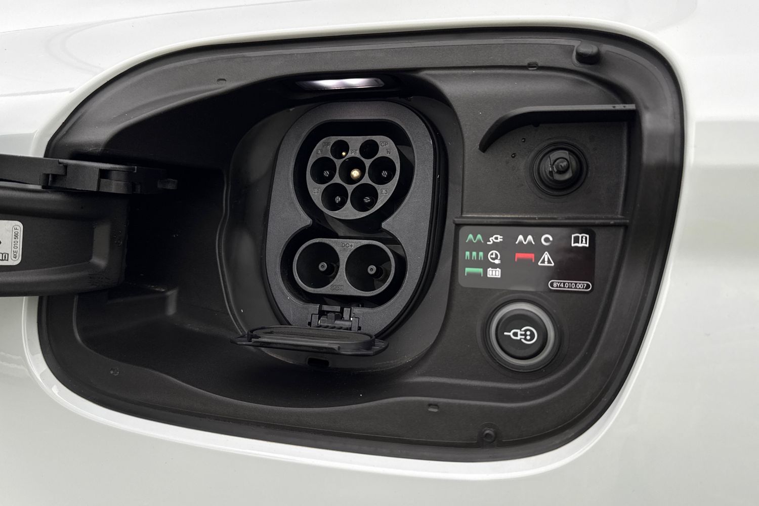 Used Audi Q6 e-tron 2025 for sale - 77458797: Photo 32