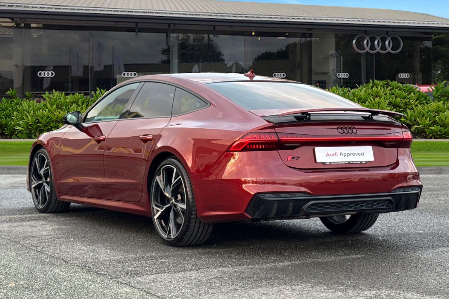 Used Audi S7 2024 for sale - 76916326: Photo 2