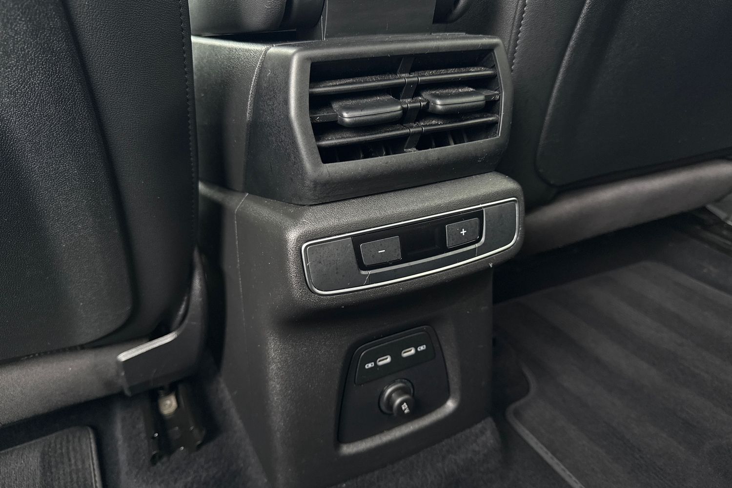 Used Audi Q4 e-tron 2022 for sale - 77262549: Photo 41