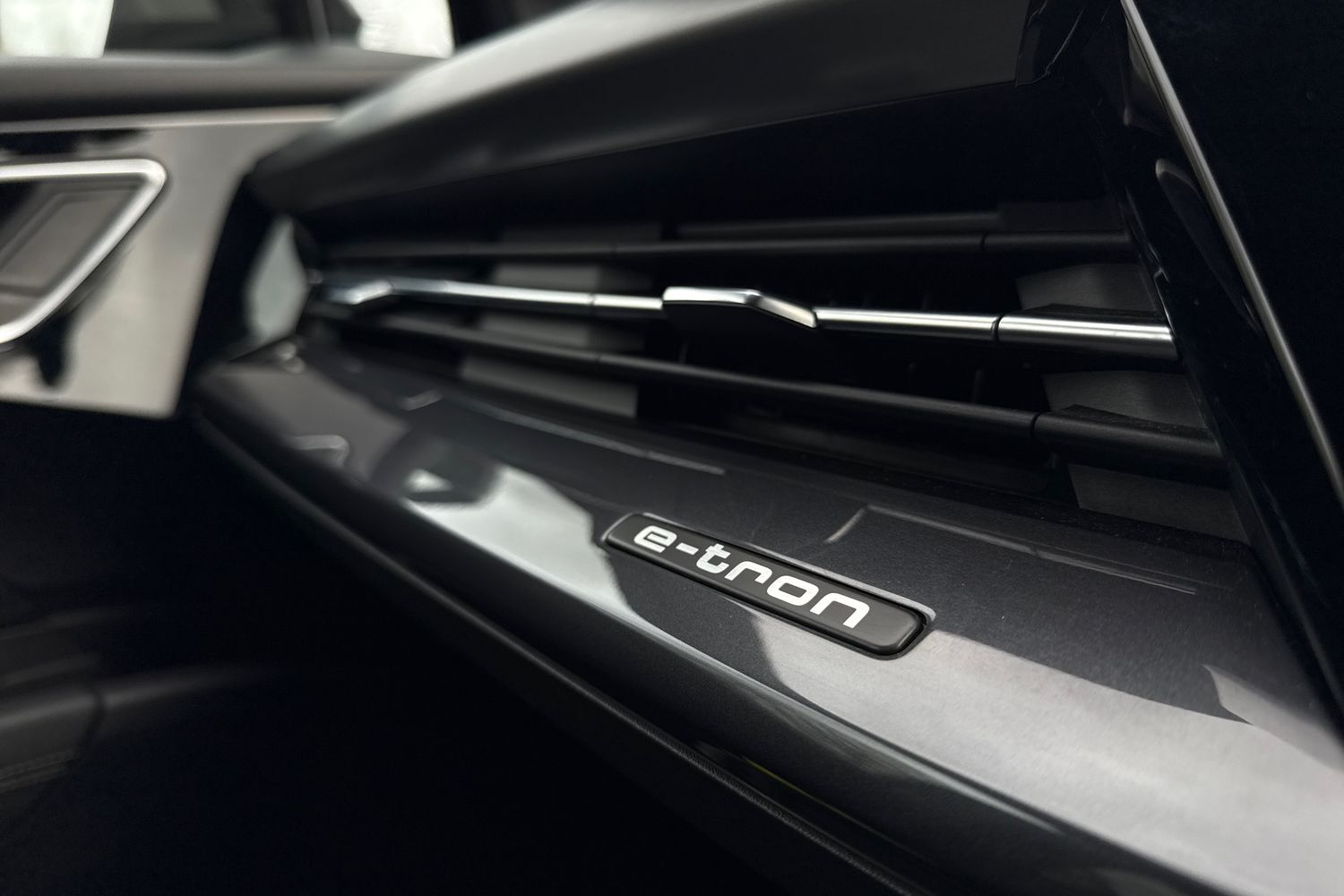 Used Audi Q4 e-tron 2022 for sale - 77262549: Photo 49