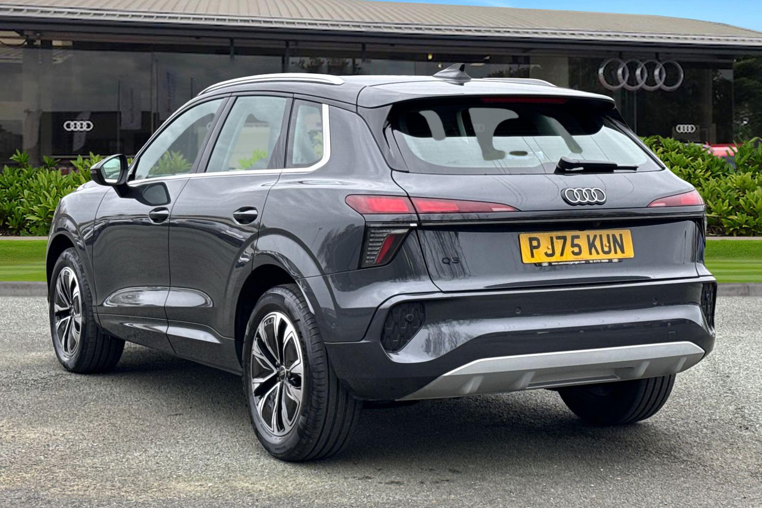 Used Audi Q3 2026 for sale - 77919473: Photo 2