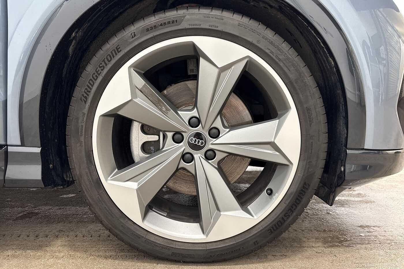 Used Audi Q4 e-tron 2025 for sale - 76353212: Photo 6