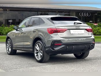 Used Audi Q3 2023 for sale - 76148969: Photo 2