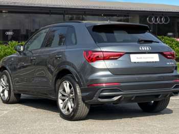 Used Audi Q3 2023 for sale - 75021101: Photo