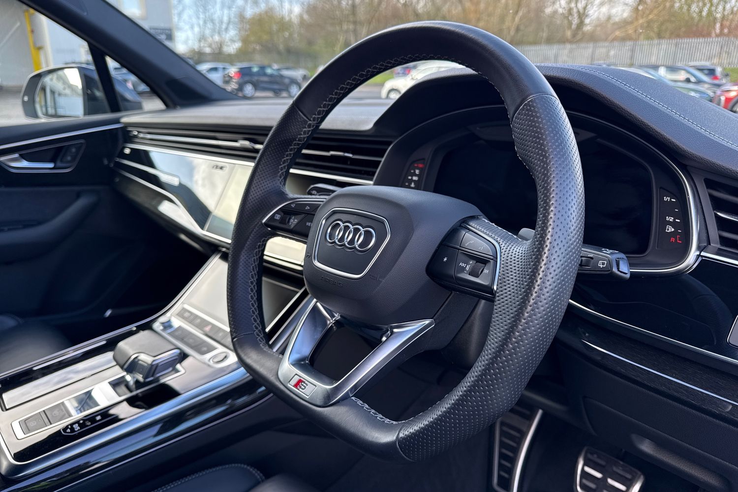 Used Audi Q7 2023 for sale - 78029306: Photo 52