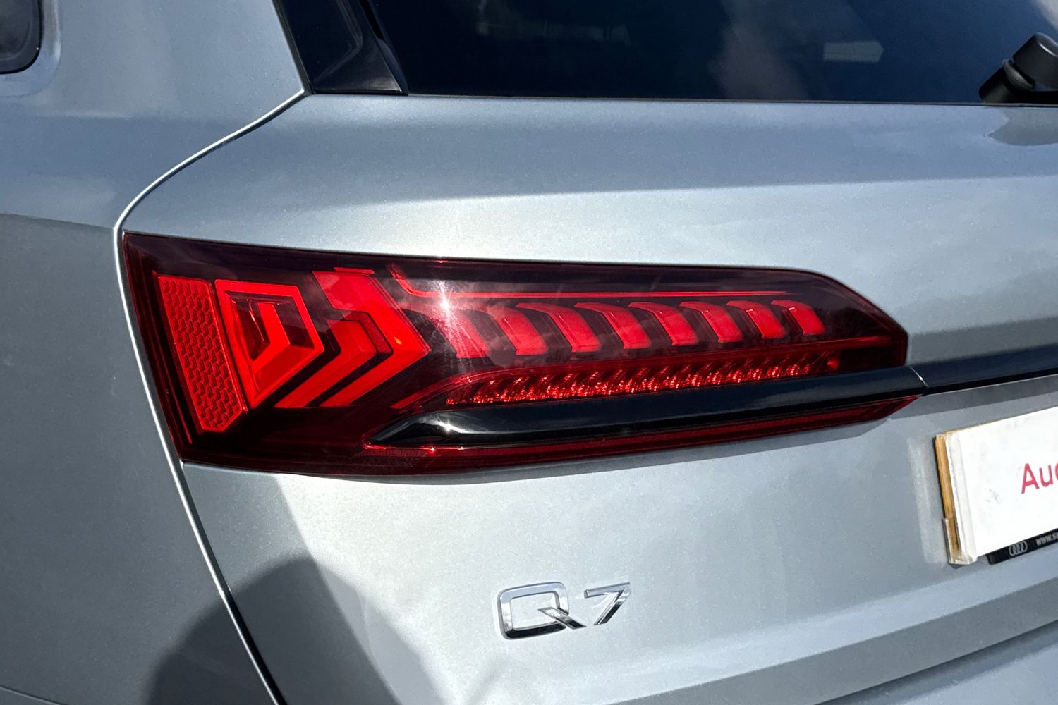 Used Audi Q7 2023 for sale - 78029306: Photo 8