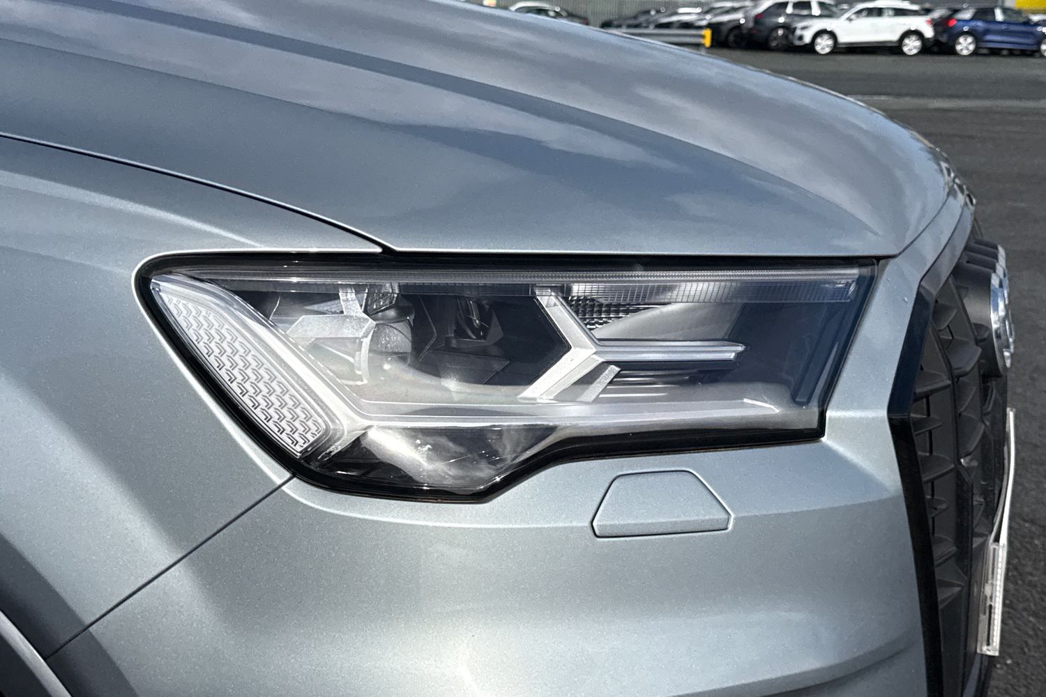 Used Audi Q7 2023 for sale - 78029306: Photo 9