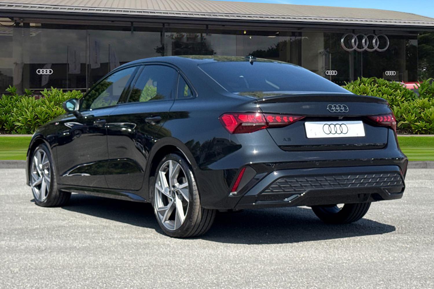 Used Audi A3 2025 for sale - 76758369: Photo 2