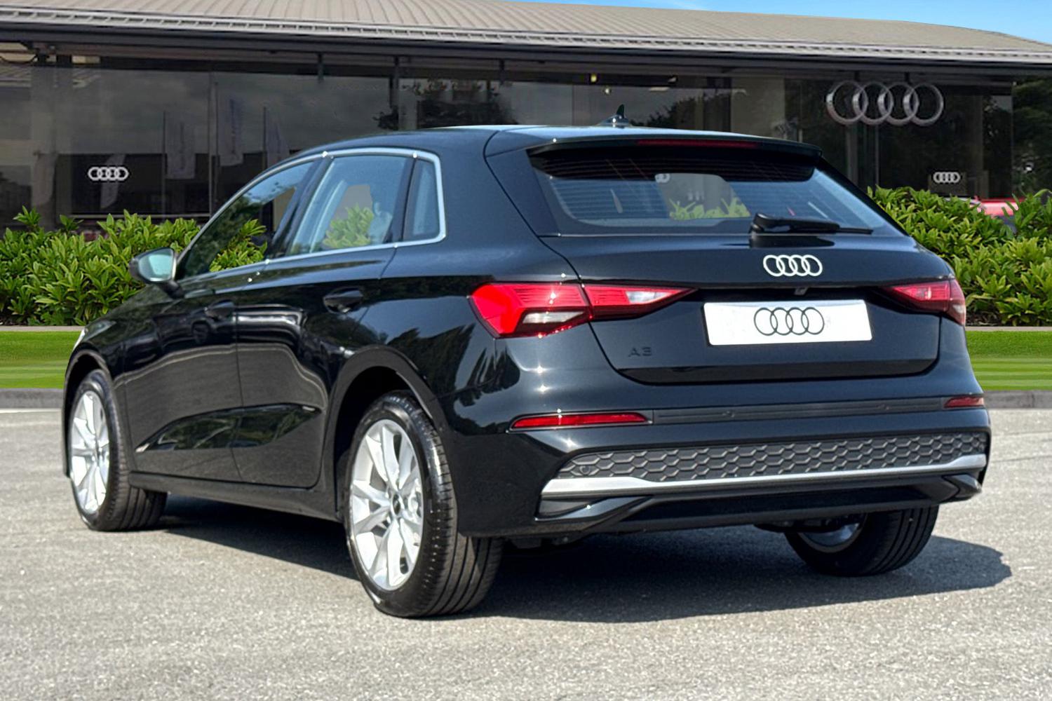 Used Audi A3 2025 for sale - 77582837: Photo 2