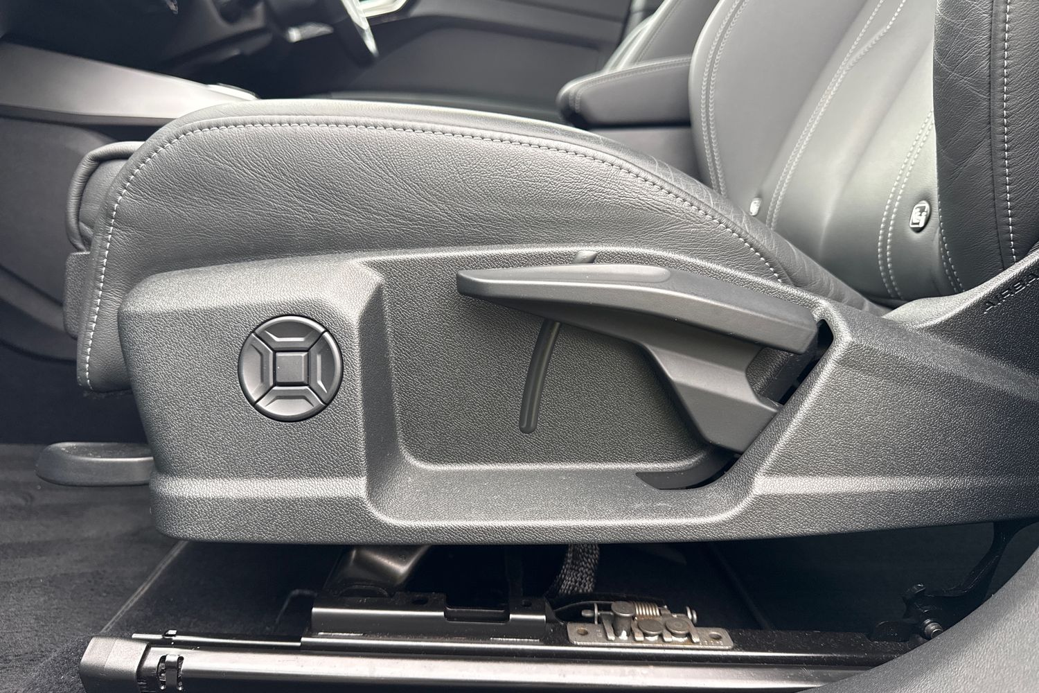 Used Audi Q4 e-tron 2024 for sale - 77812562: Photo 42