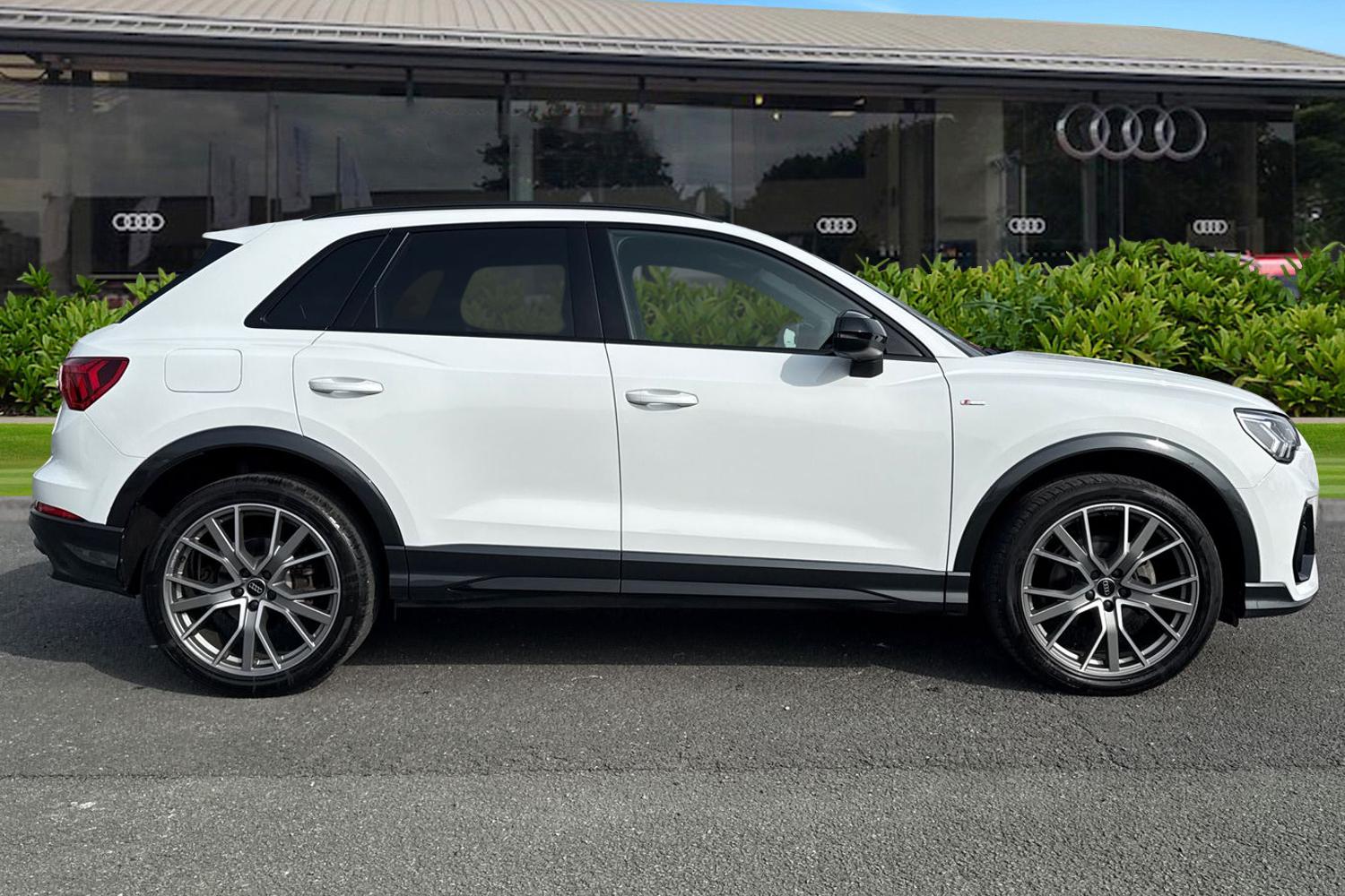 Used Audi Q3 2024 for sale - 77963322: Photo 3