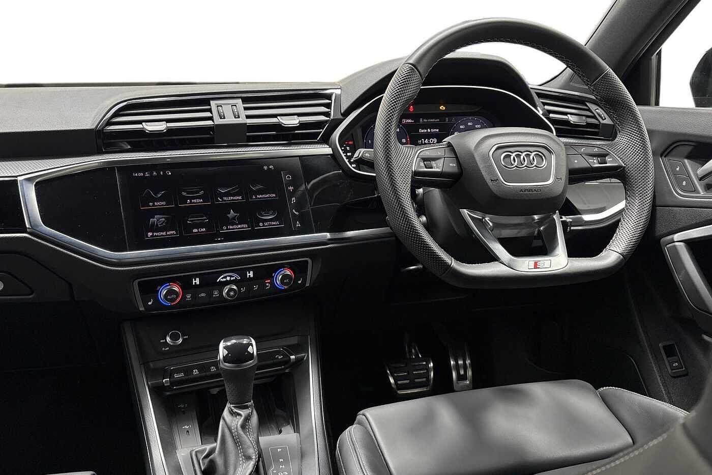 Used Audi Q3 2025 for sale - 76847912: Photo 2