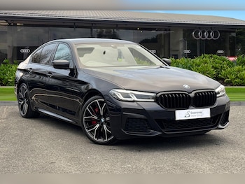 Used BMW 5 Series 2022 for sale - 77044323: Photo