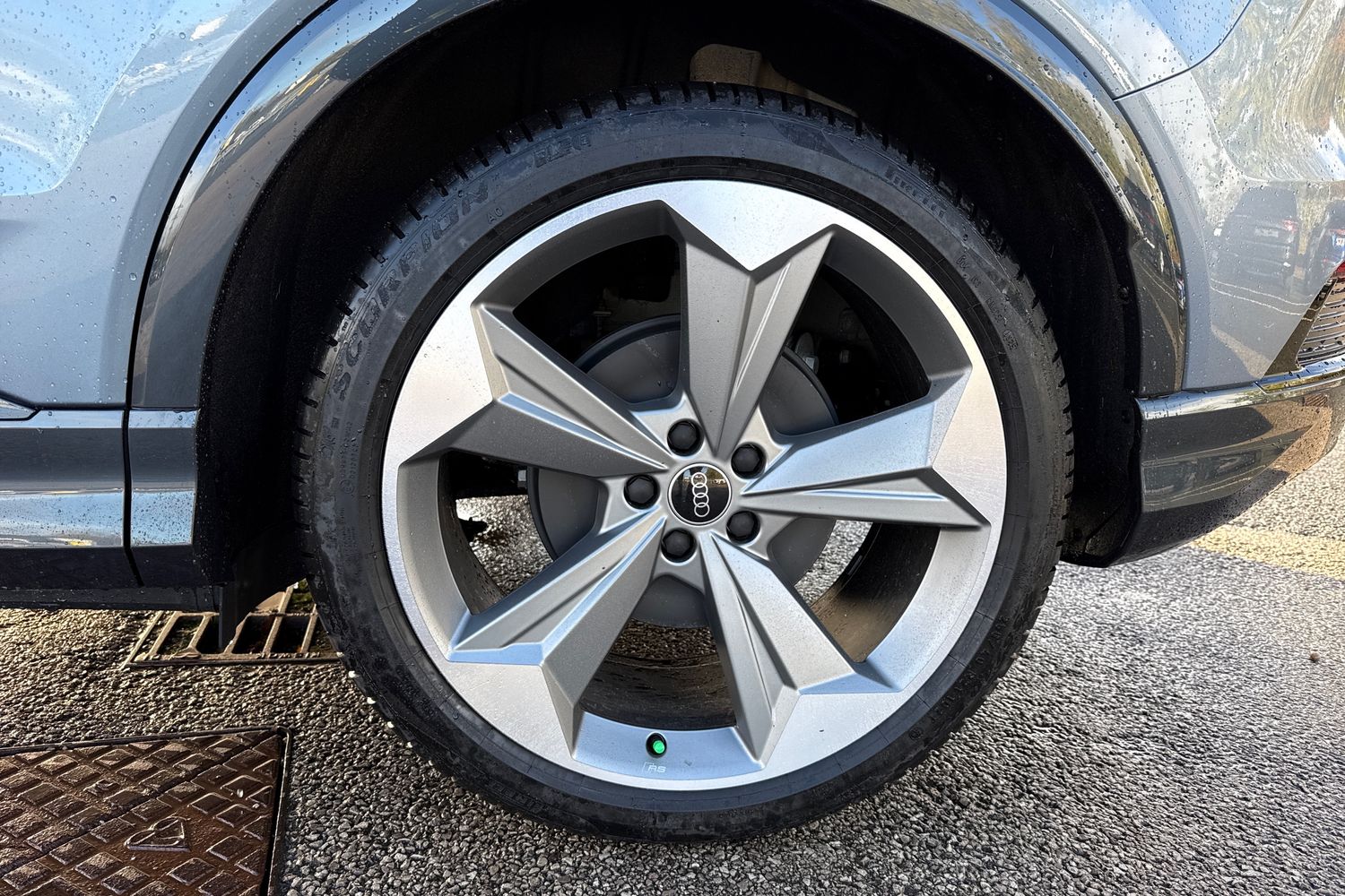 Used Audi Q4 e-tron 2025 for sale - 76320439: Photo 12