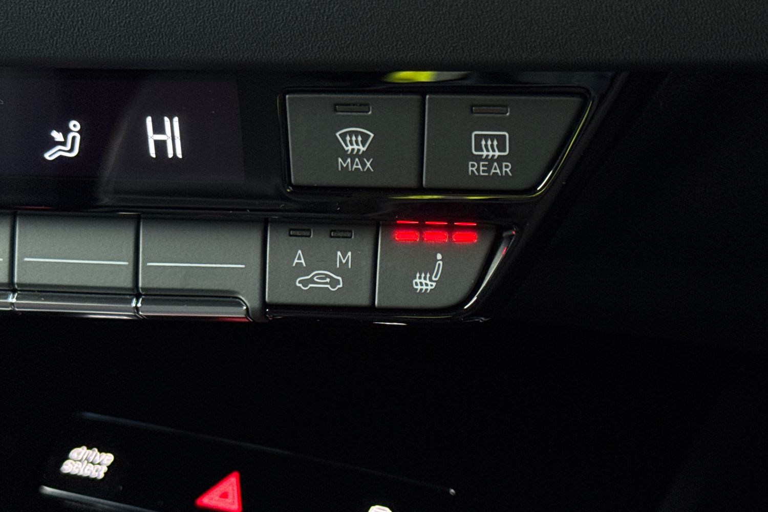 Used Audi Q4 e-tron 2025 for sale - 76320439: Photo 47