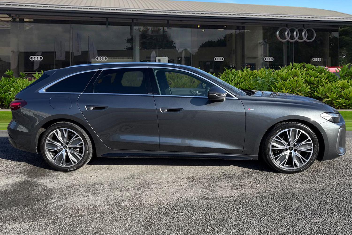 Used Audi A5 2025 for sale - 77733599: Photo 3